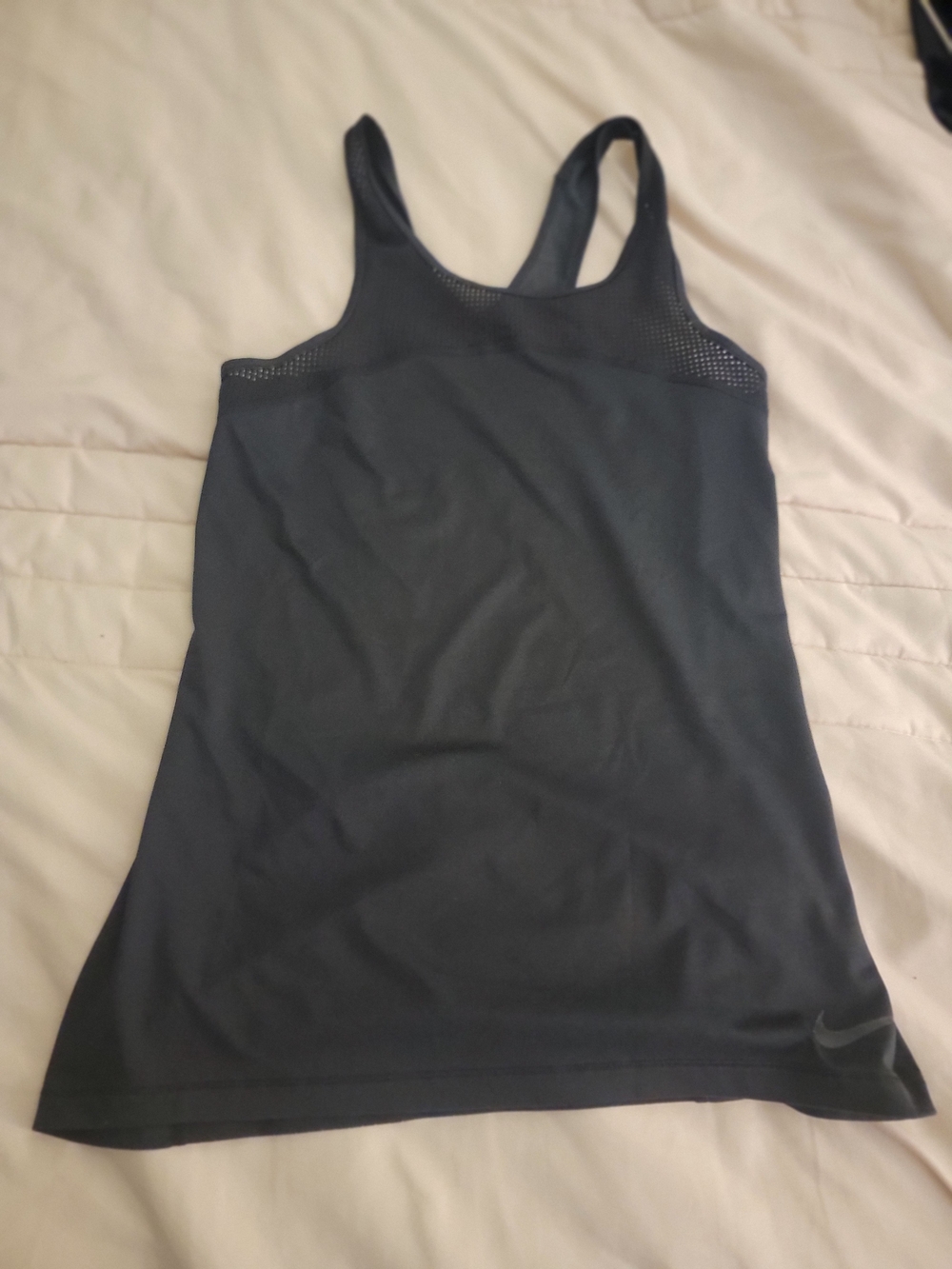 Nike Black Women's Athletic Tank Top - Breathable Racerback